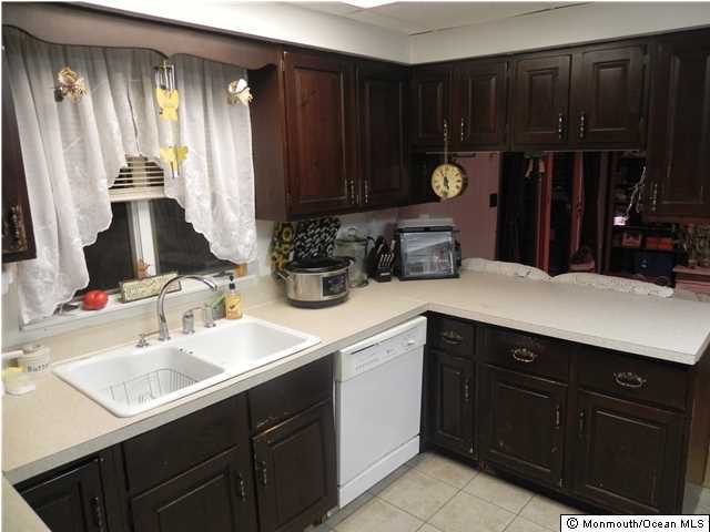 262 Pond Road Freehold, NJ 07728 - Photo 8 of 18 Additional Photo