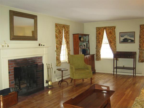 130 Mossman Road Sudbury, MA 01776 - Photo 2 of 20 Gallery Image 2
