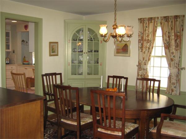 130 Mossman Road Sudbury, MA 01776 - Photo 3 of 20 Gallery Image 3