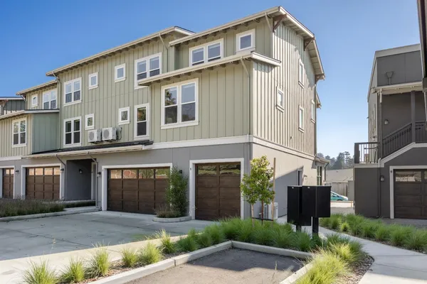 $1,299,000 | 111 Aptos Vlg Way, Unit 1, Aptos, CA 95003