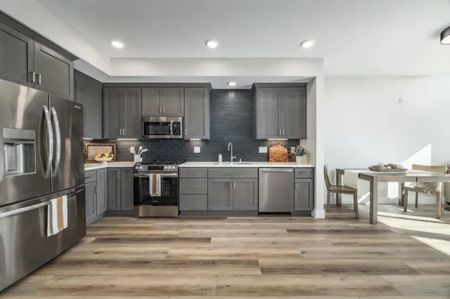 $1,299,000 | 111 Aptos Vlg Way, Unit 1, Aptos, CA 95003