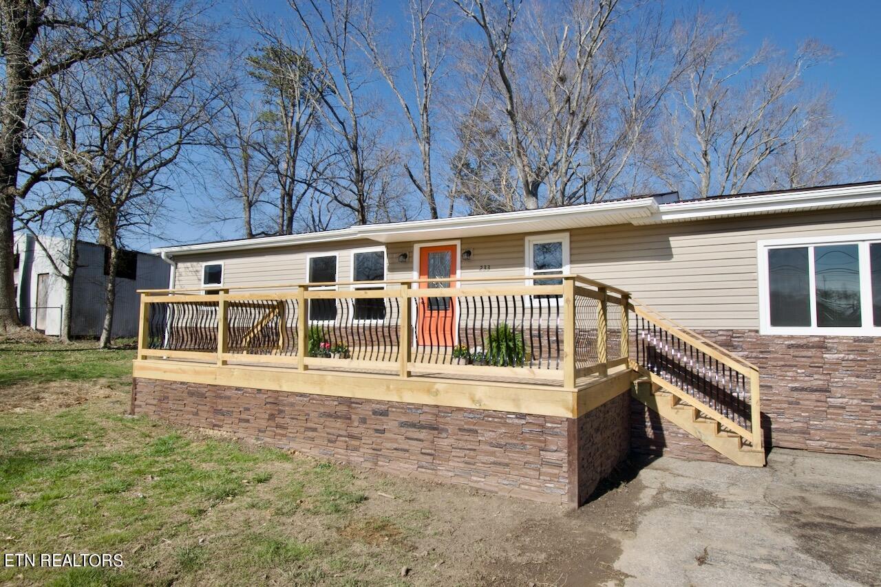 233 Doc Norton Road Maryville, TN 37804 - Photo 6 of 39 DSC_0702