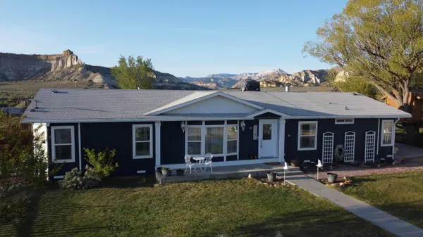 $359,000 | 55 East 300 North, Henrieville, UT 84736