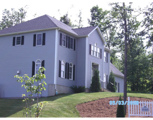 38 Hycrest Road Charlton, MA 01507 - Photo 3 of 18 Gallery Image 3