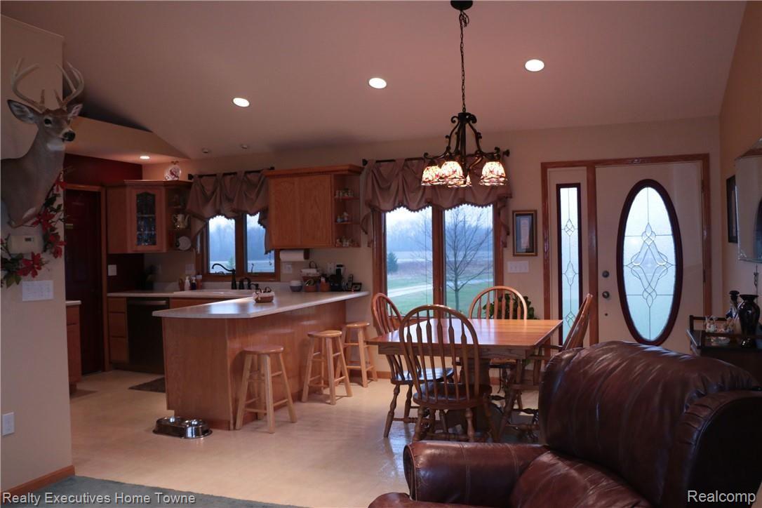 7726 Fargo Road Avoca, MI 48006 - Photo 10 of 39 IMG_8663.JPG