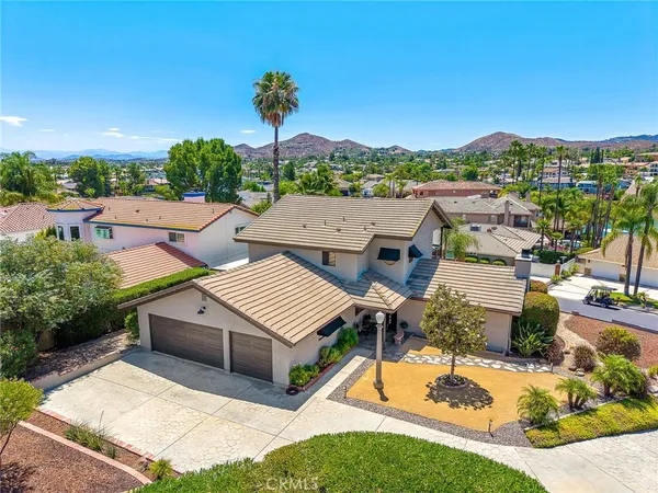 $789,999 | 22620 Blue Teal Drive, Canyon Lake, CA 92587