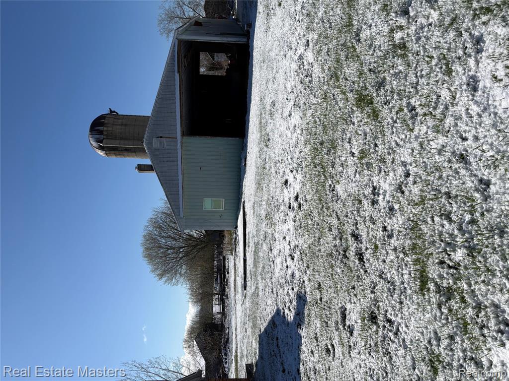 4237 Jeddo Road Fort Gratiot, MI 48059 - Photo 4 of 9
