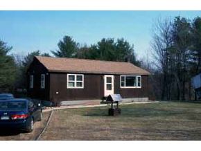 640 Cross Country Road Pembroke, NH 03275 - Photo 2 of 5