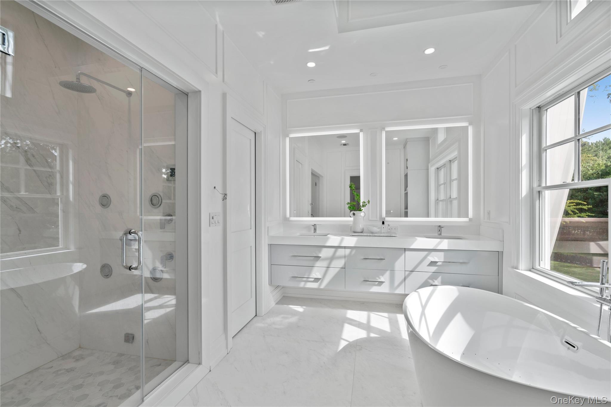 2 Pheasant Run Great Neck, NY 11024 - Photo 11 of 14