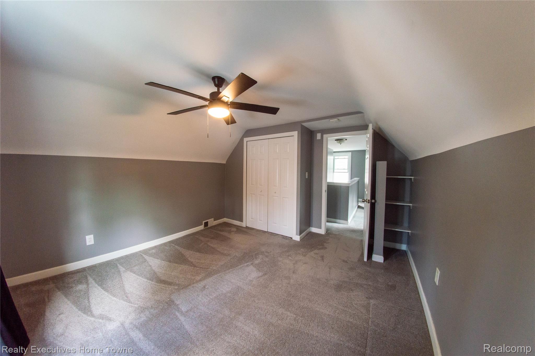 2676 Cumberland Road Berkley, MI 48072 - Photo 20 of 38 2676_Cumberland-018.jpg