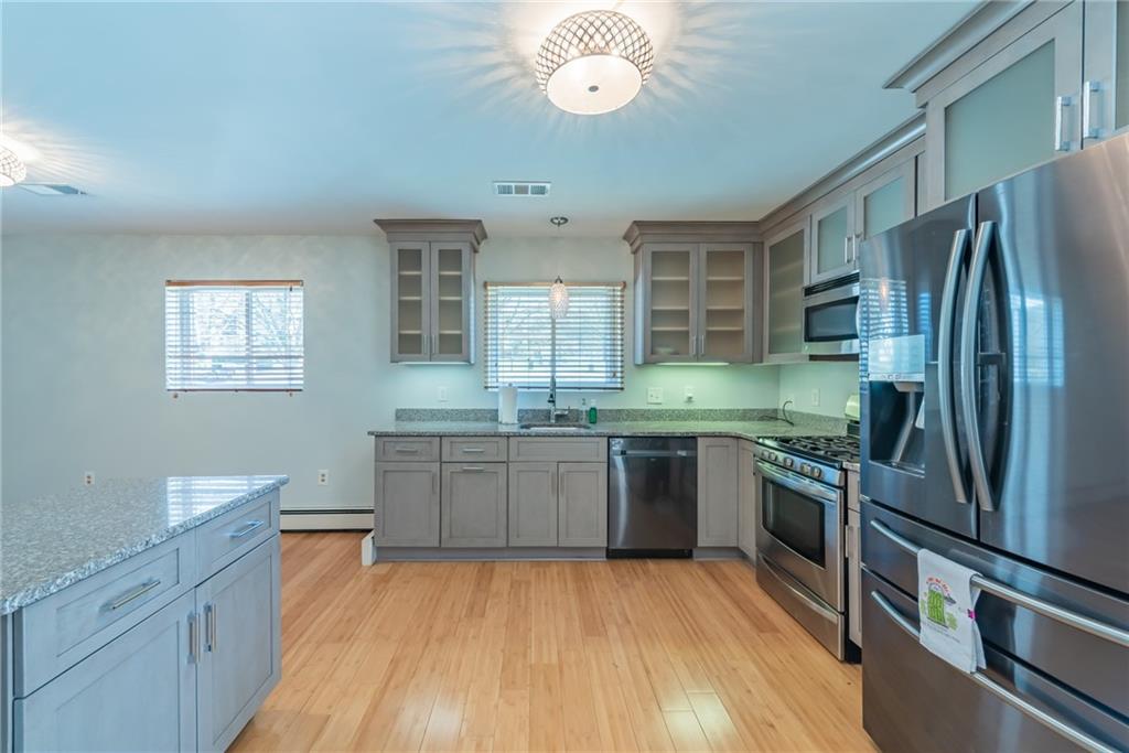 343 Hemlock Road Trafford, PA 15085 - Photo 8 of 25 Gallery Image 8