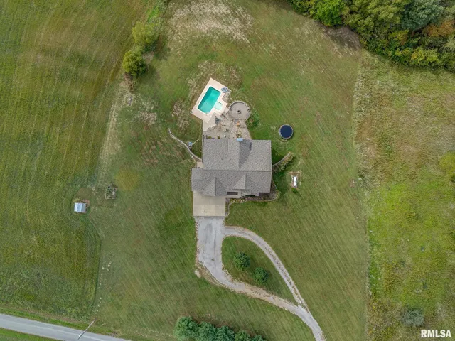 $639,900 | 71 Ehlers Road, Campbell Hill, IL 62916