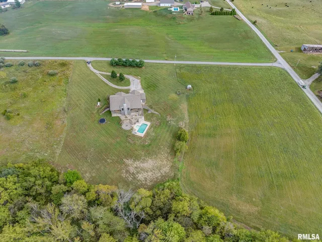 $639,900 | 71 Ehlers Road, Campbell Hill, IL 62916