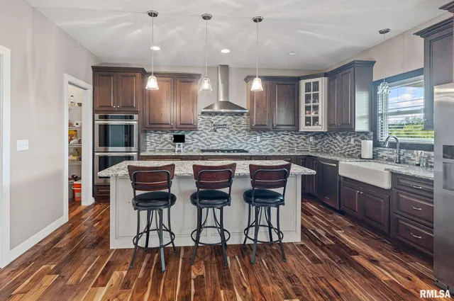 $639,900 | 71 Ehlers Road, Campbell Hill, IL 62916