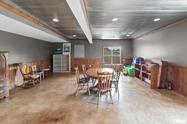 $639,900 | 71 Ehlers Road, Campbell Hill, IL 62916