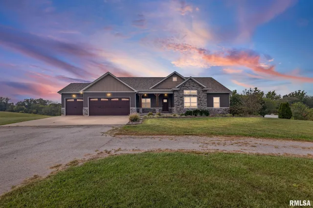 $639,900 | 71 Ehlers Road, Campbell Hill, IL 62916