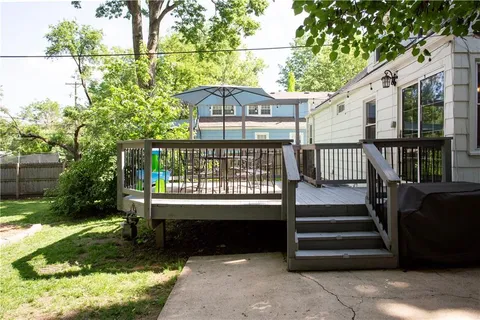 $395,000 | 5639 Maple Street, Mission, KS 66202