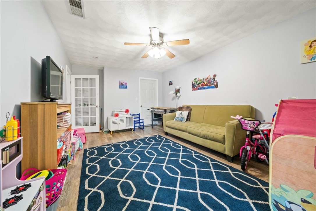 28 Paige Drive Coventry, RI 02816 - Photo 27 of 34