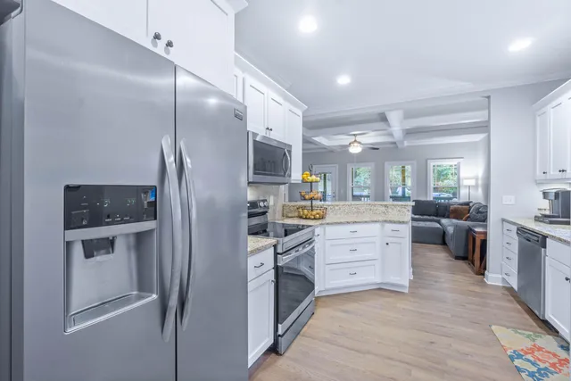 $689,500 | 1121 Natural Way, Soddy Daisy, TN 37379