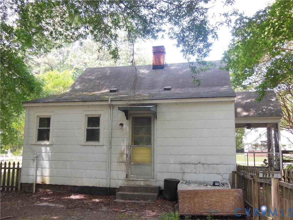 14 Redart Road Hudgins, VA 23076 - Photo 2 of 17 Rear view
