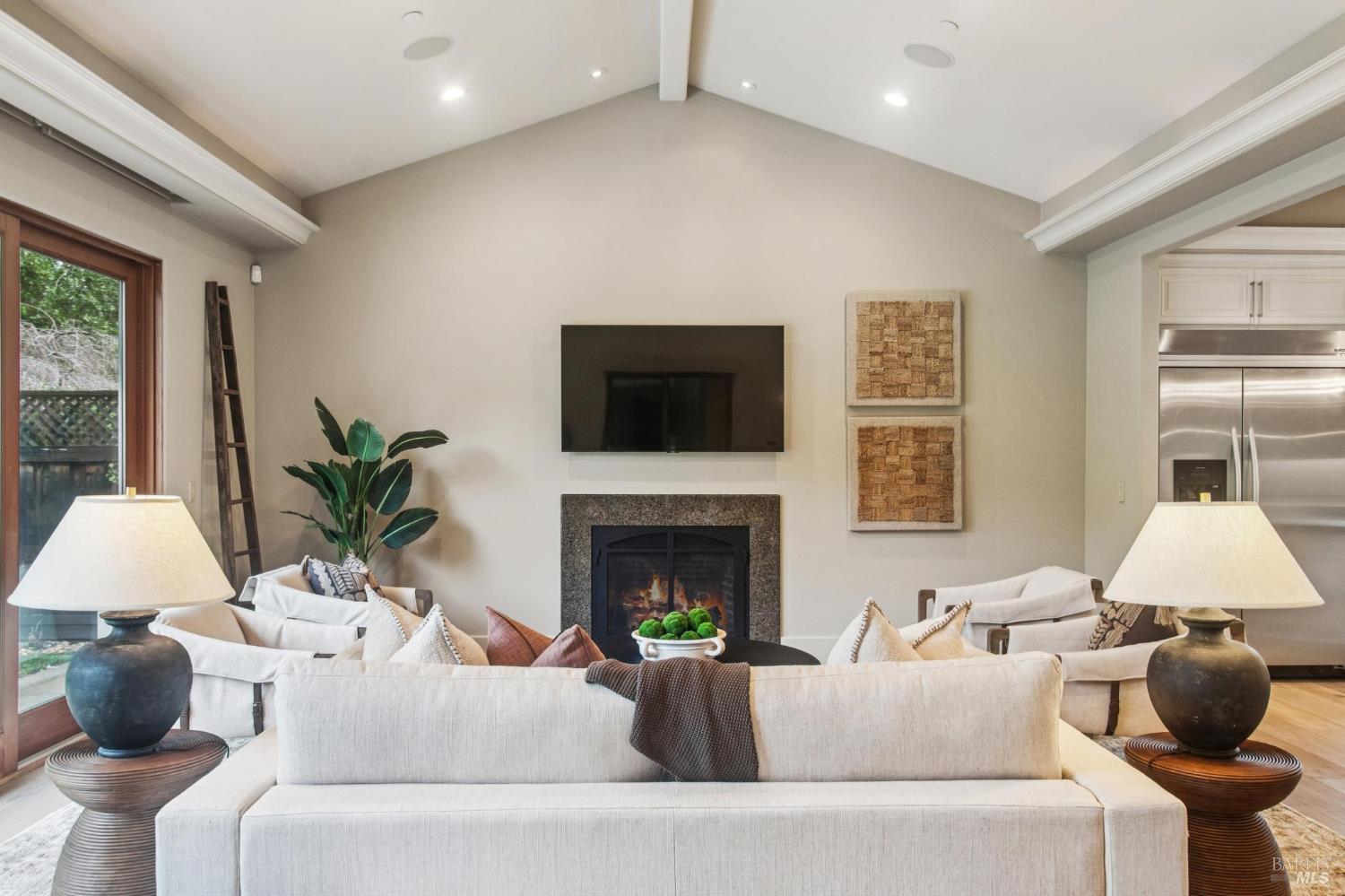 548 Fairway Drive Novato, CA 94949 - Photo 21 of 40