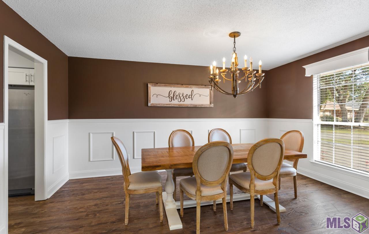 1500 Rue Chartres Slidell, LA 70458 - Photo 3 of 21 Formal Dining