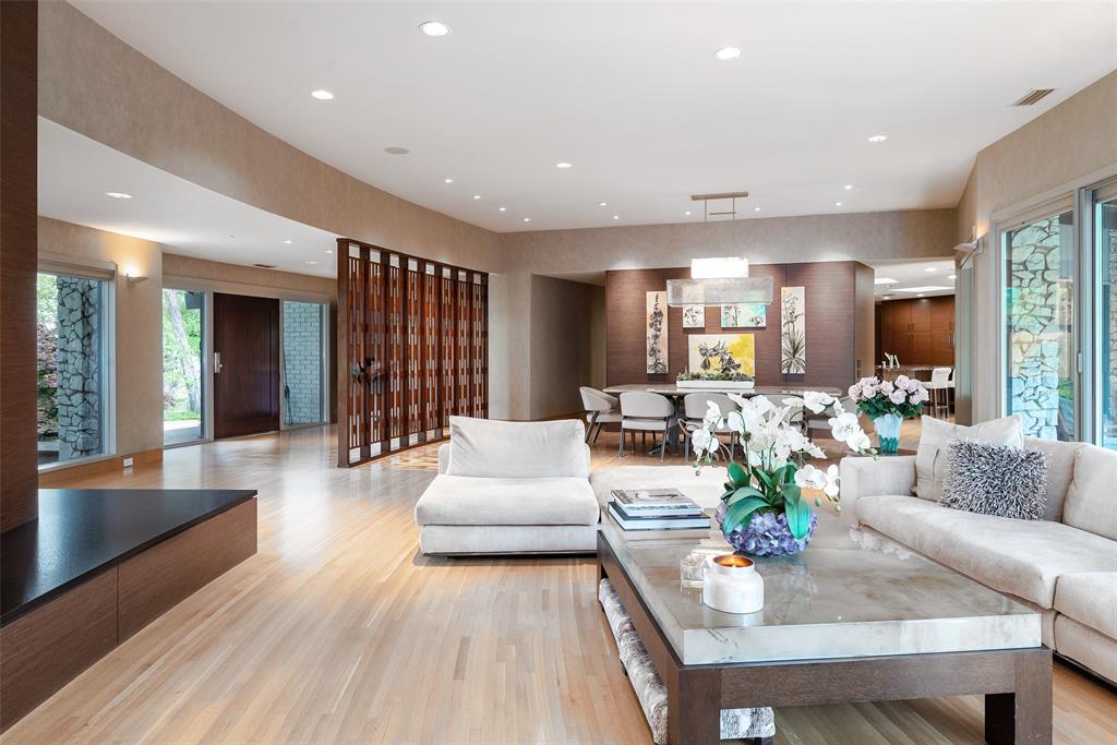 4651 Chapel Hill Road Dallas, TX 75214 - Photo 10 of 34