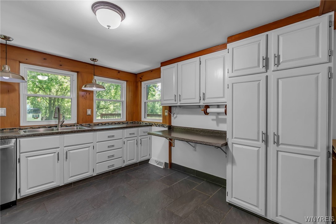 1715 Hopkins Road Amherst, NY 14068 - Photo 19 of 42