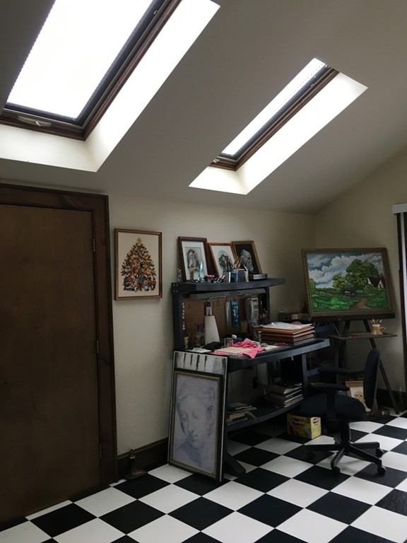 382 New Boston Road Acushnet, MA 02743 - Photo 15 of 17 Gallery Image 15