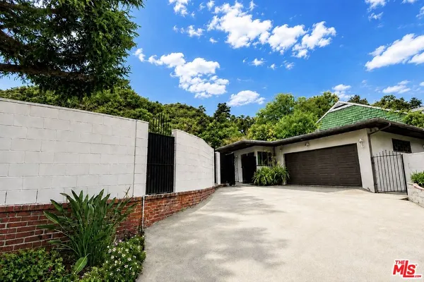 $2,995,000 | 7230 Outpost Cove Drive, Los Angeles, CA 90068