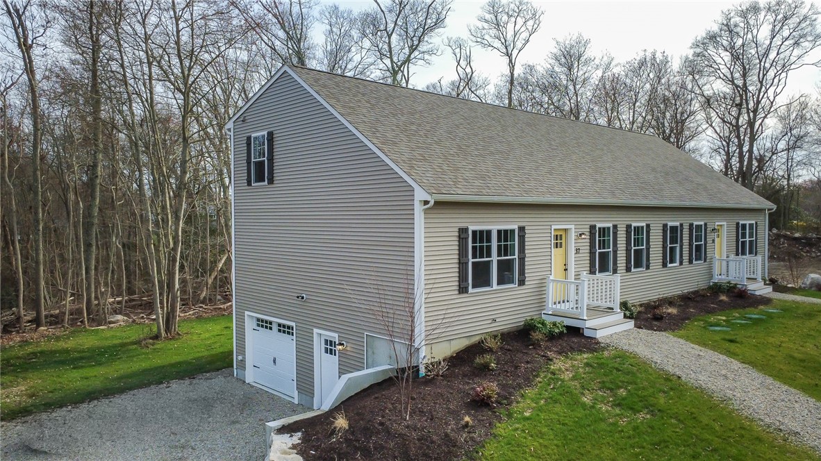 35 Glendale Road Tiverton, RI 02878 - Photo 40 of 47 April