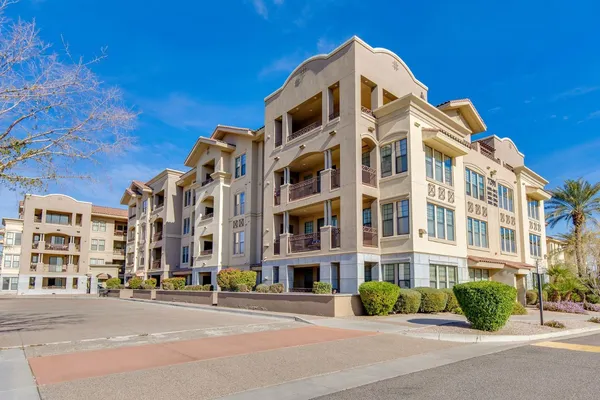 $3,200 | 7291 North Scottsdale Road, Unit 4002, Paradise Valley, AZ 85253