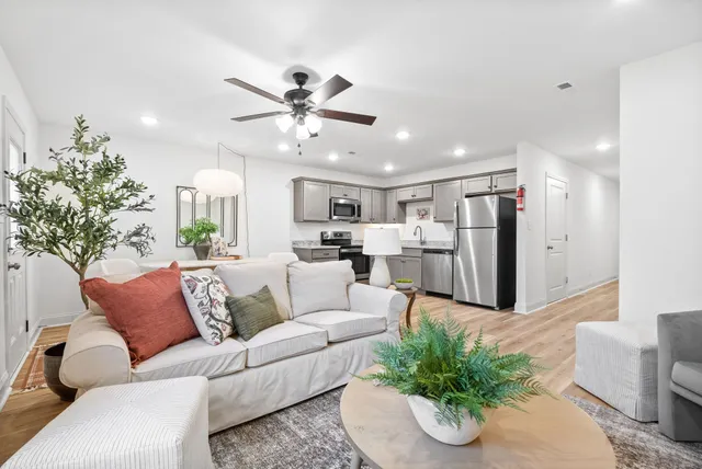 $1,495 | 940 Britton Springs Road, Unit 105, Clarksville, TN 37042