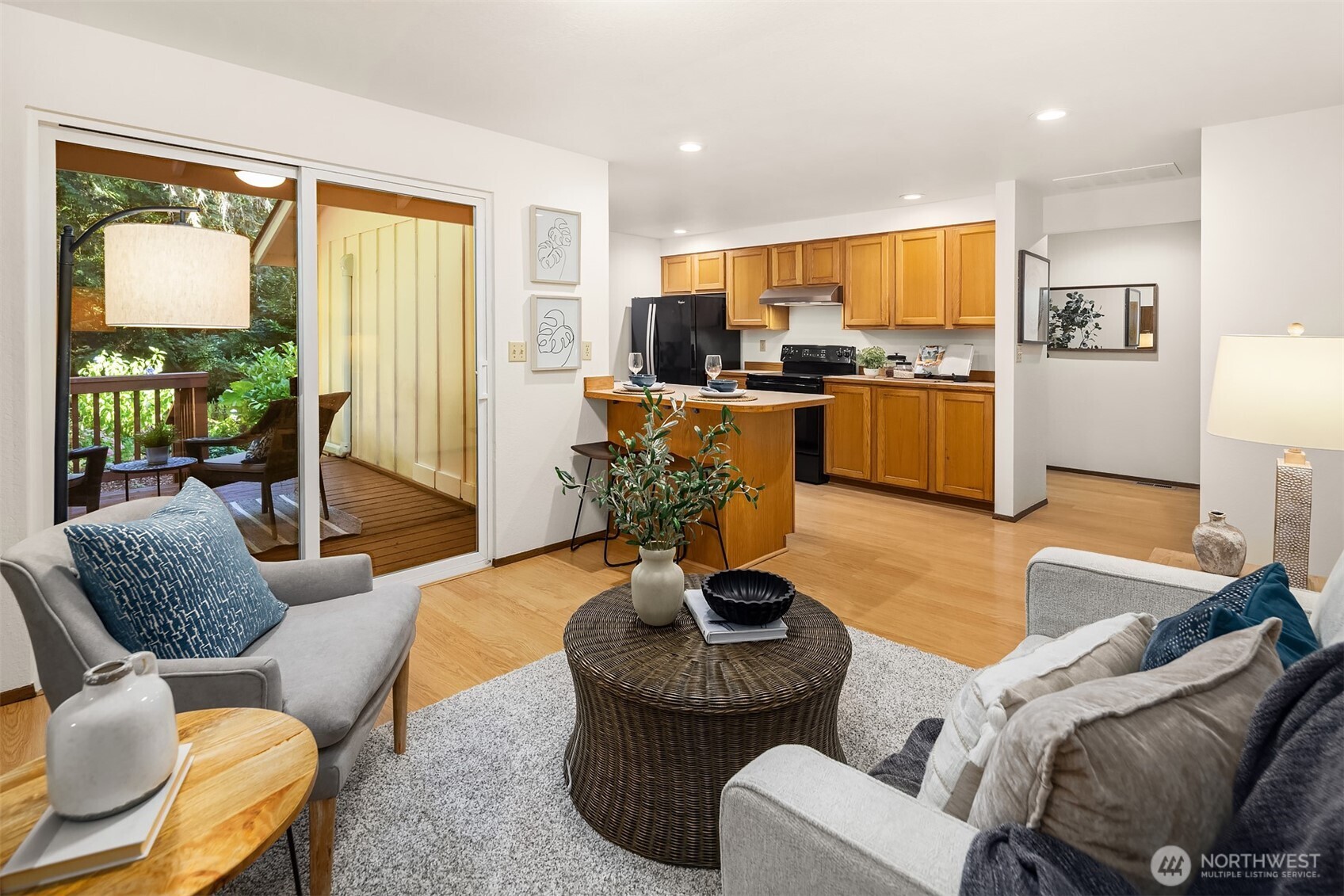 14115 Avondale Road Northeast Woodinville, WA 98072 - Photo 13 of 37