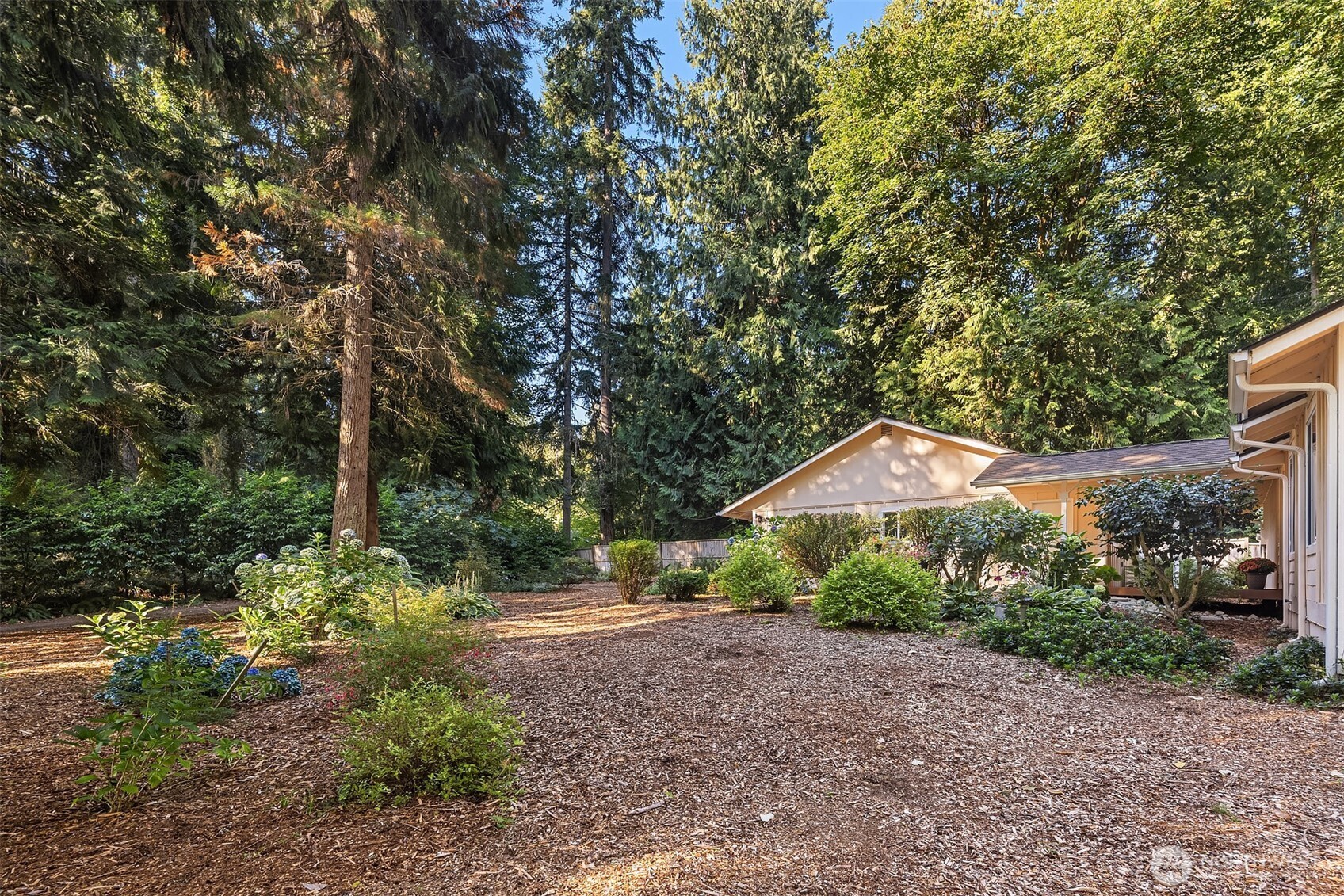 14115 Avondale Road Northeast Woodinville, WA 98072 - Photo 29 of 37
