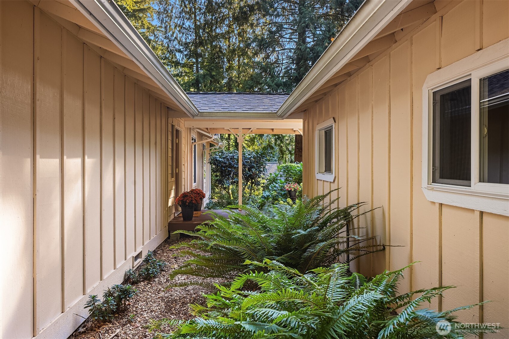 14115 Avondale Road Northeast Woodinville, WA 98072 - Photo 32 of 37
