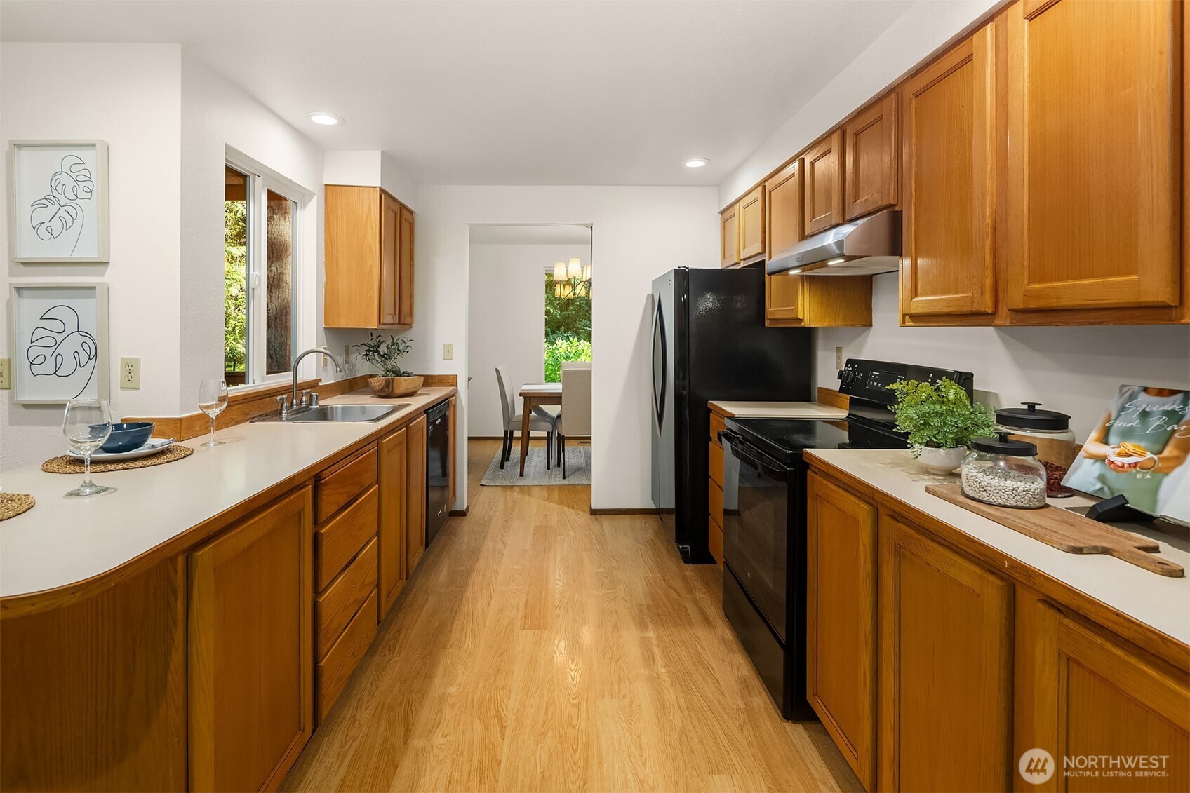 14115 Avondale Road Northeast Woodinville, WA 98072 - Photo 10 of 37