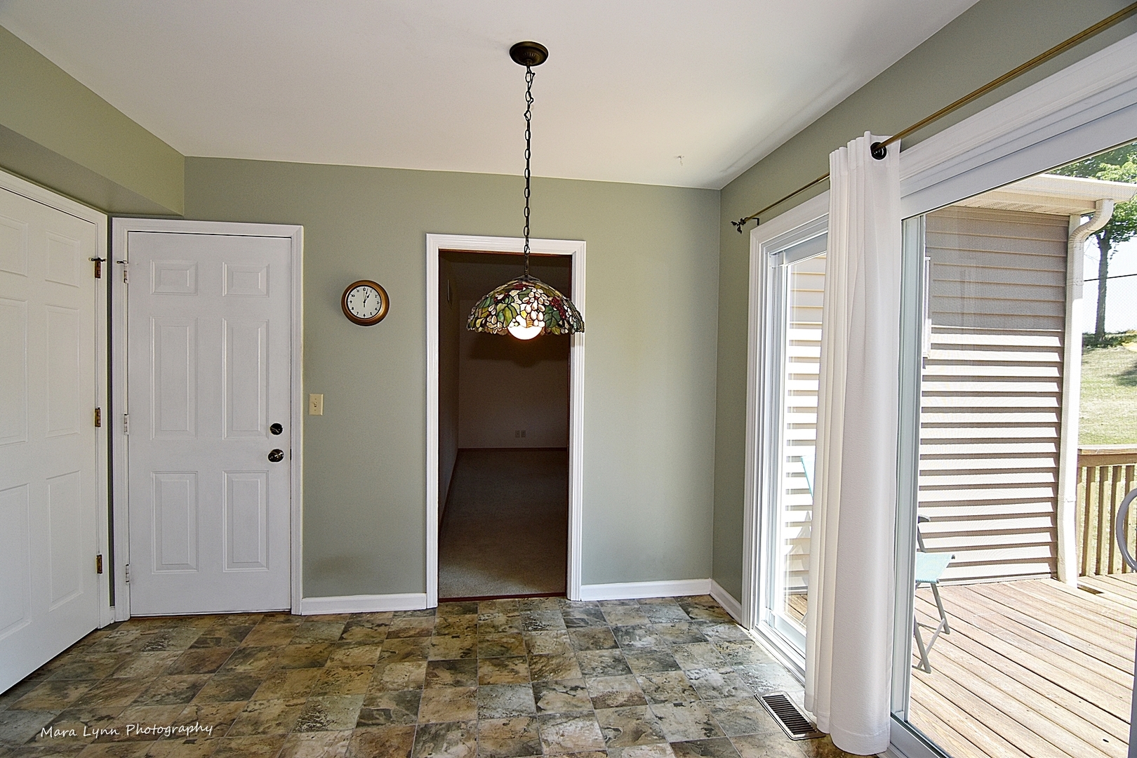 1508 Weber Road St. Charles, IL 60174 - Photo 15 of 32