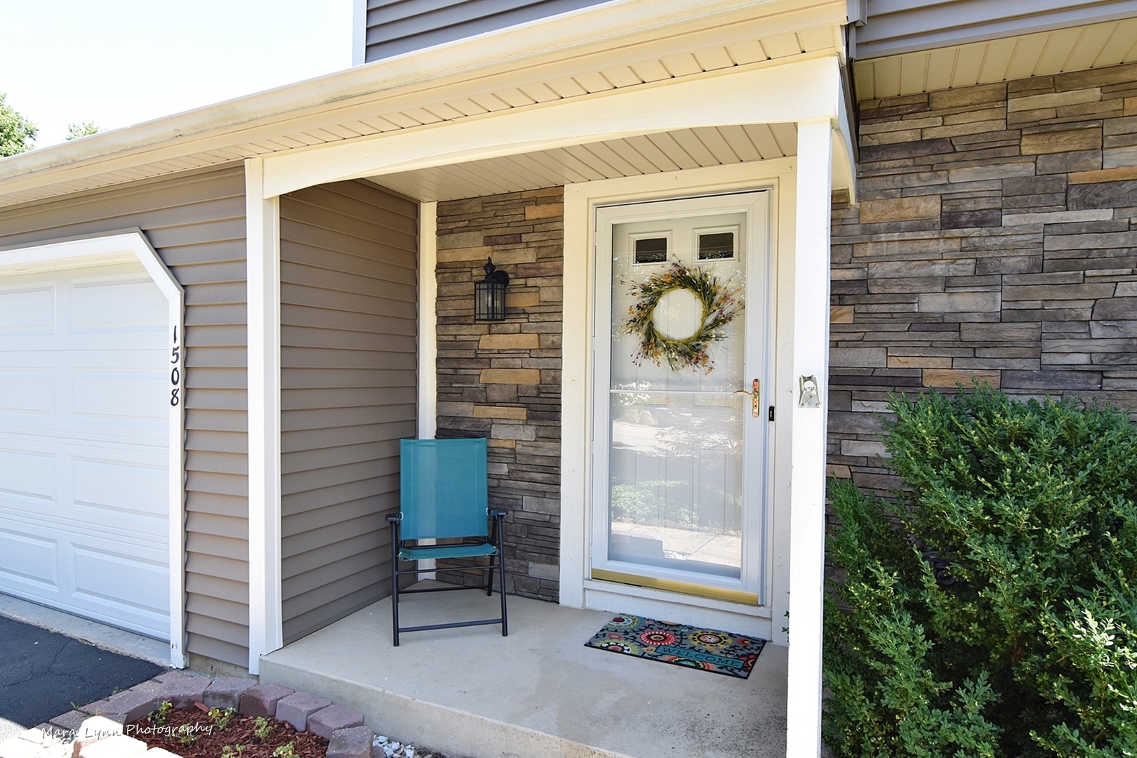 1508 Weber Road St. Charles, IL 60174 - Photo 2 of 32