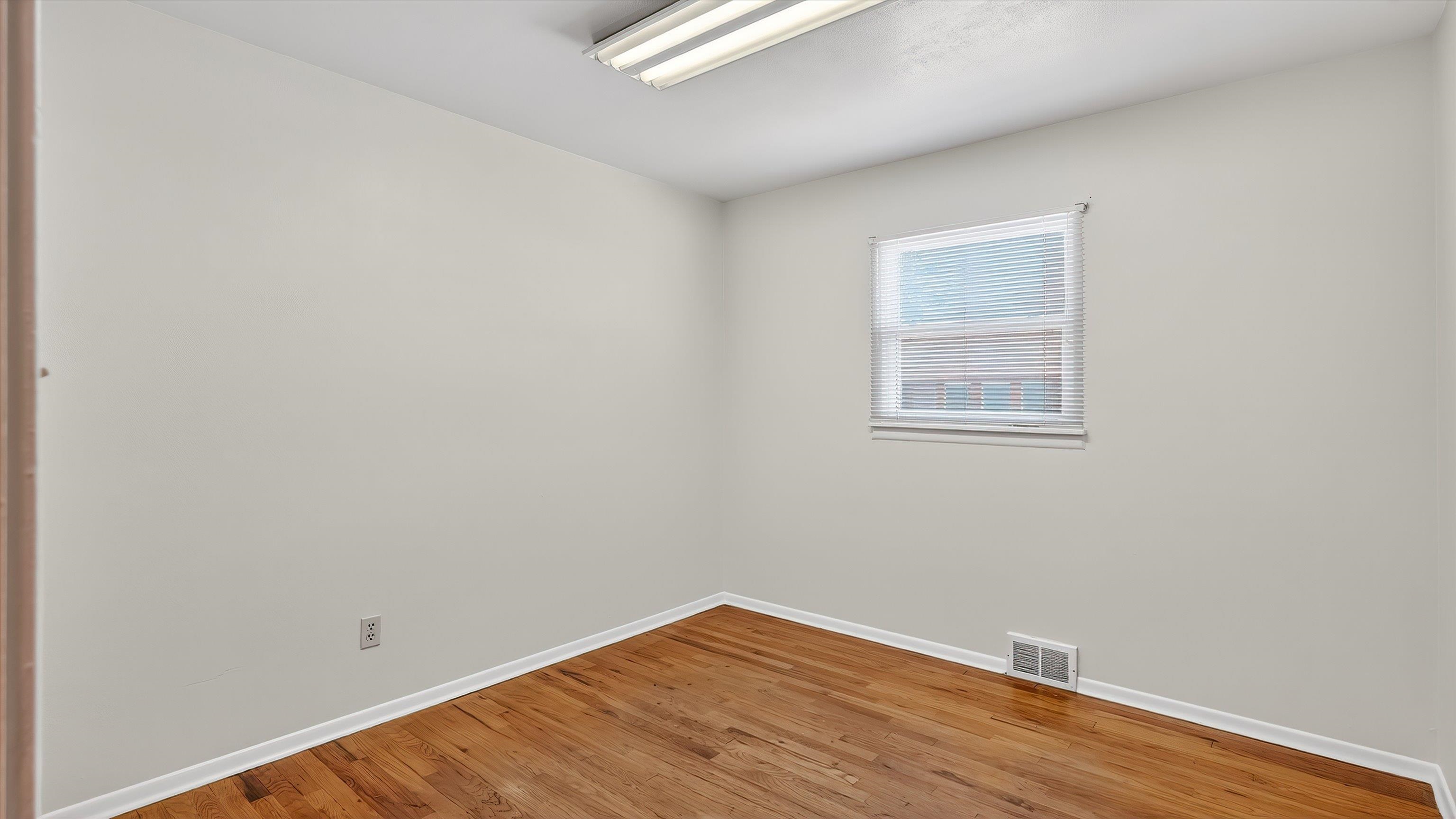 1604 North Cook Street Spokane, WA 99207 - Photo 13 of 29