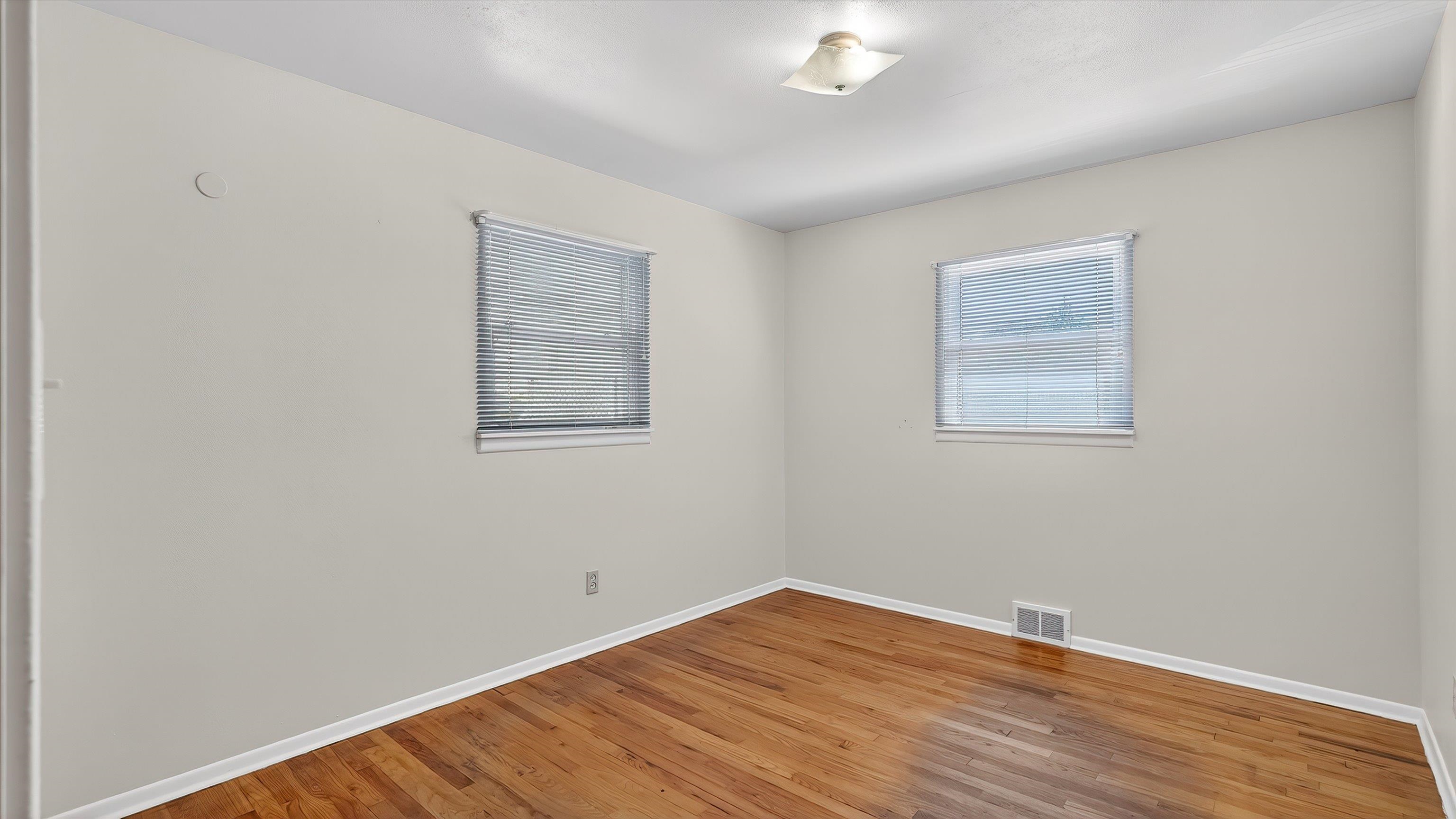 1604 North Cook Street Spokane, WA 99207 - Photo 16 of 29