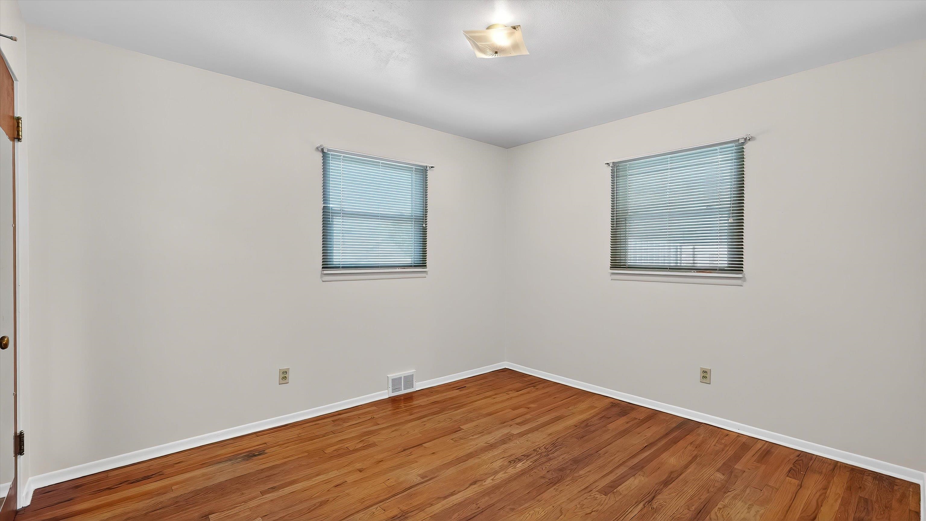 1604 North Cook Street Spokane, WA 99207 - Photo 17 of 29