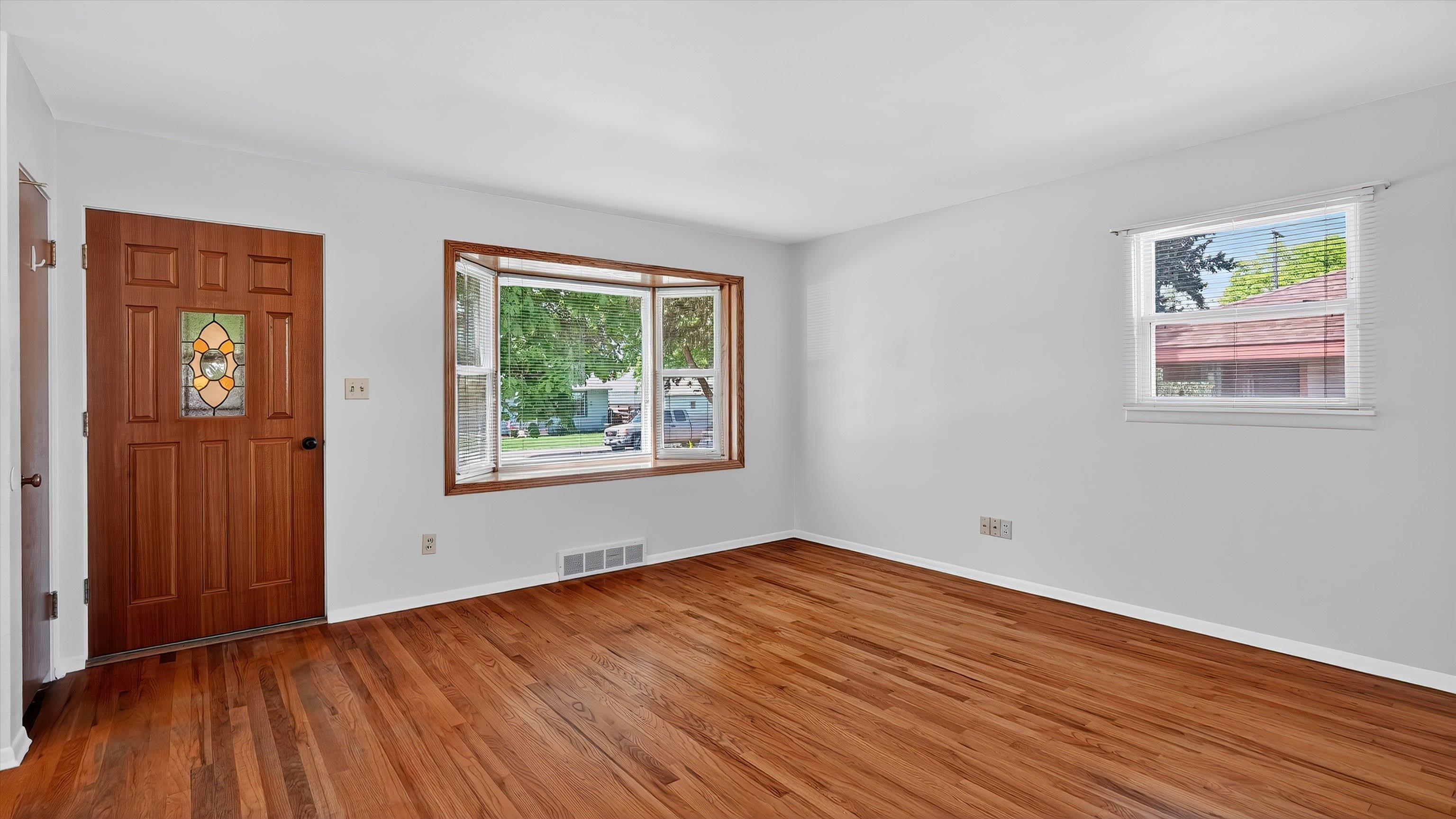 1604 North Cook Street Spokane, WA 99207 - Photo 2 of 29