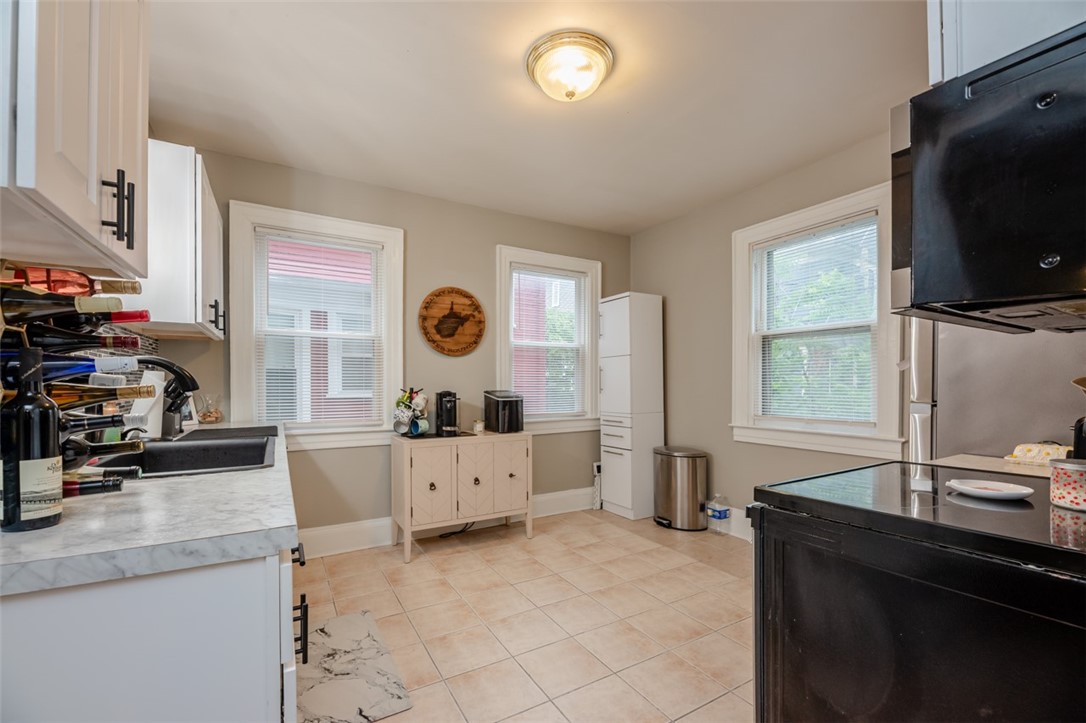 39 Oxford Street Rochester, NY 14607 - Photo 44 of 49