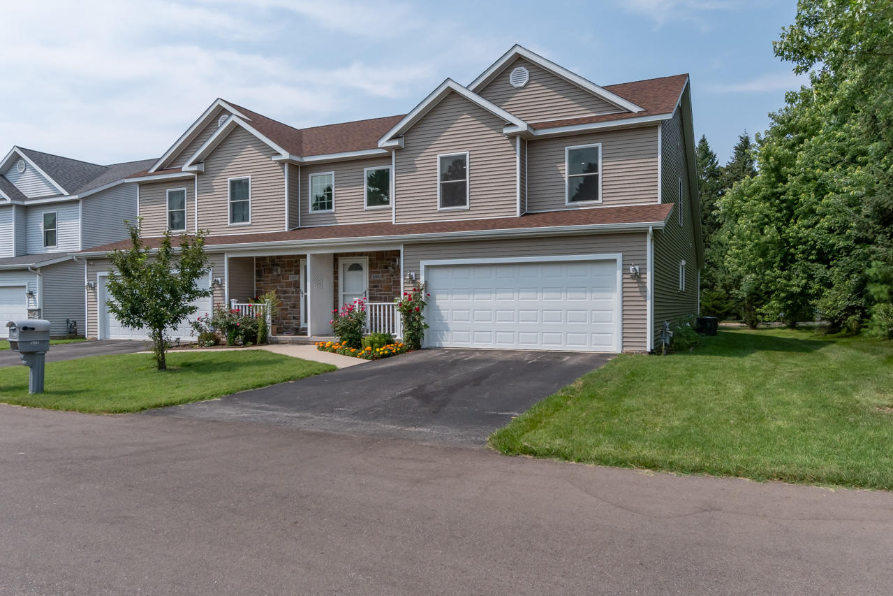 2501 Holiday House Road St. Joseph, MI 49085 - Photo 3 of 39 2501 Holiday House Rd-34