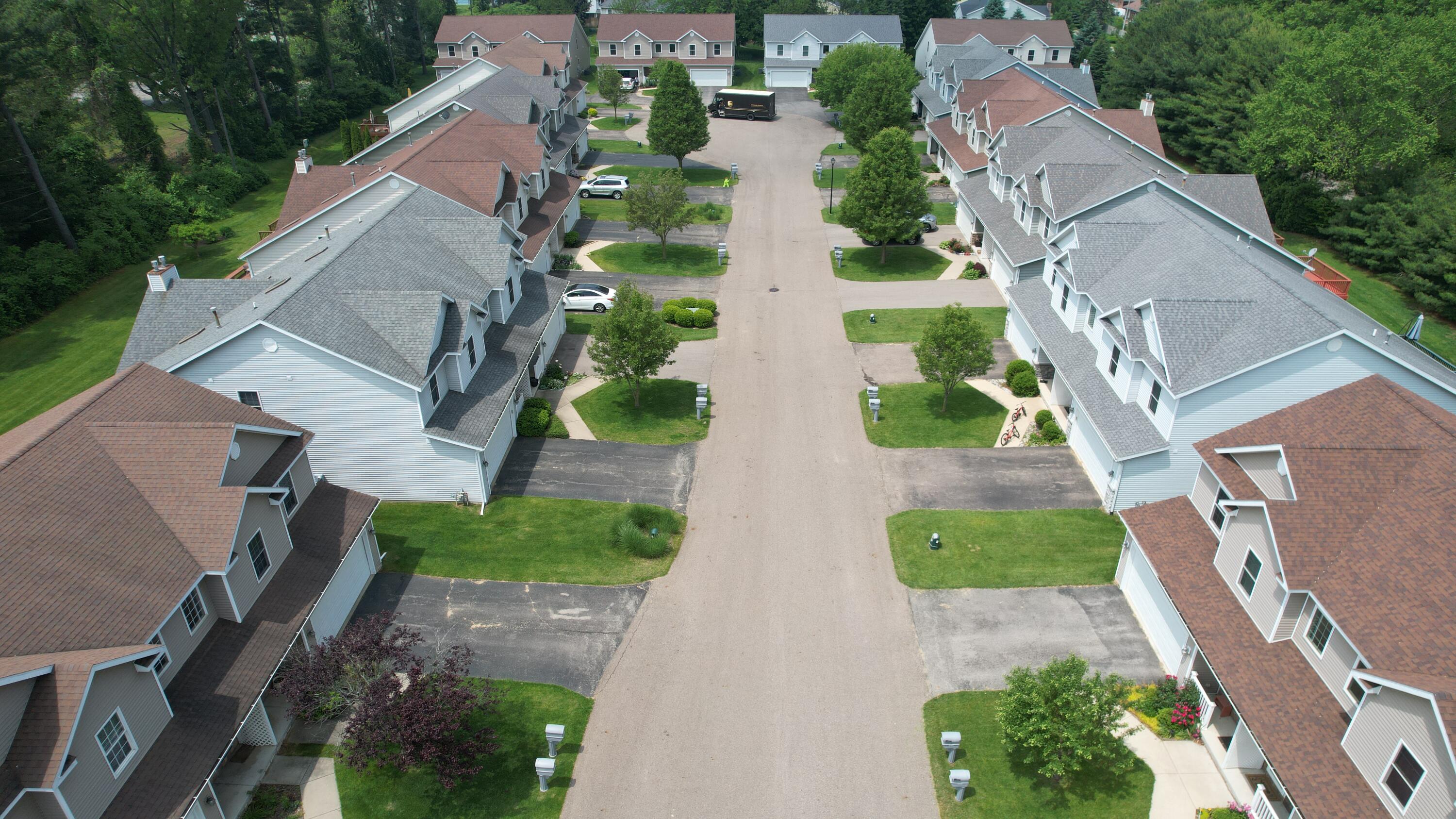 2501 Holiday House Road St. Joseph, MI 49085 - Photo 39 of 39 dji_fly_20250606_124112_703_174922816911