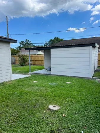 $2,100 | 2522 Kingsdale Drive, Deer Park, TX 77536