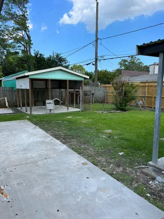 $2,100 | 2522 Kingsdale Drive, Deer Park, TX 77536