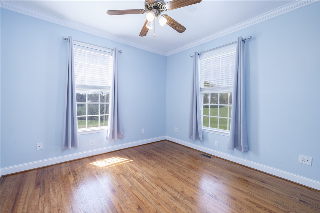 330 Country Junction Road West Union, SC 29696 - Photo 28 of 49 Bedroom 3