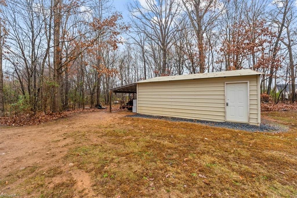 4319 Young Road Asheboro, NC 27205 - Photo 32 of 34
